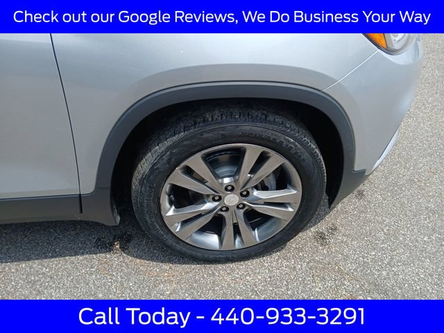 Used 2019 Chevrolet Trax LT w/ Driver Confidence Package FWD image 12