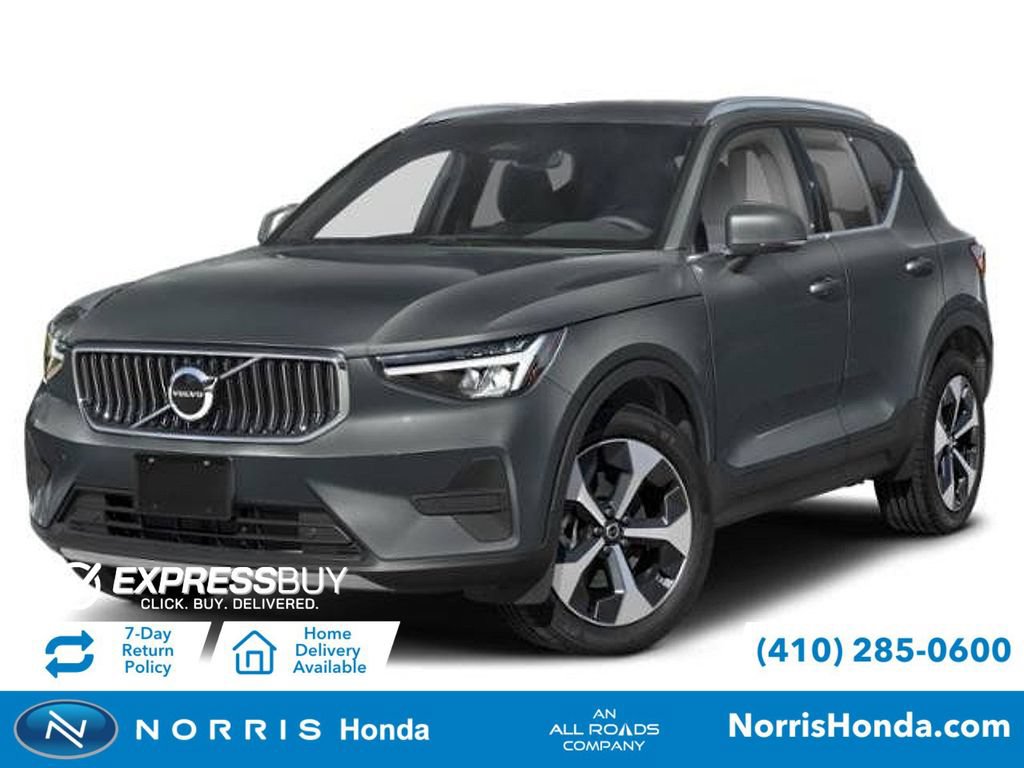 Used 2024 Volvo XC40 B5 Plus w/ Climate Package