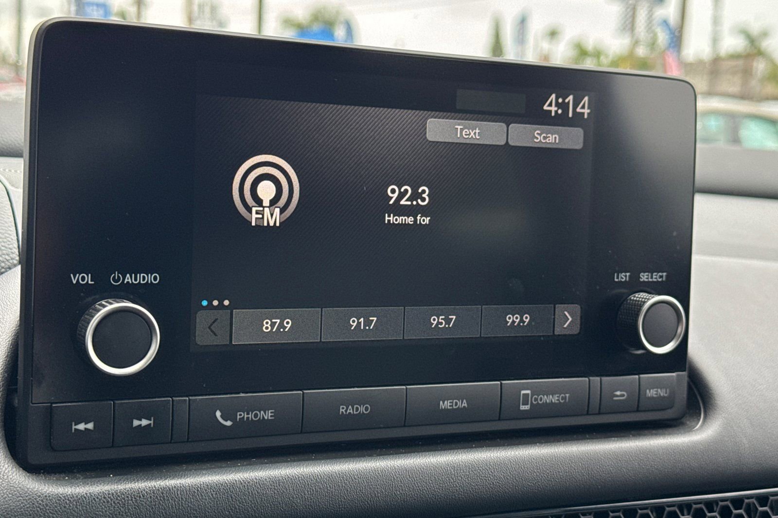 Certified 2023 Honda HR-V LX image 18