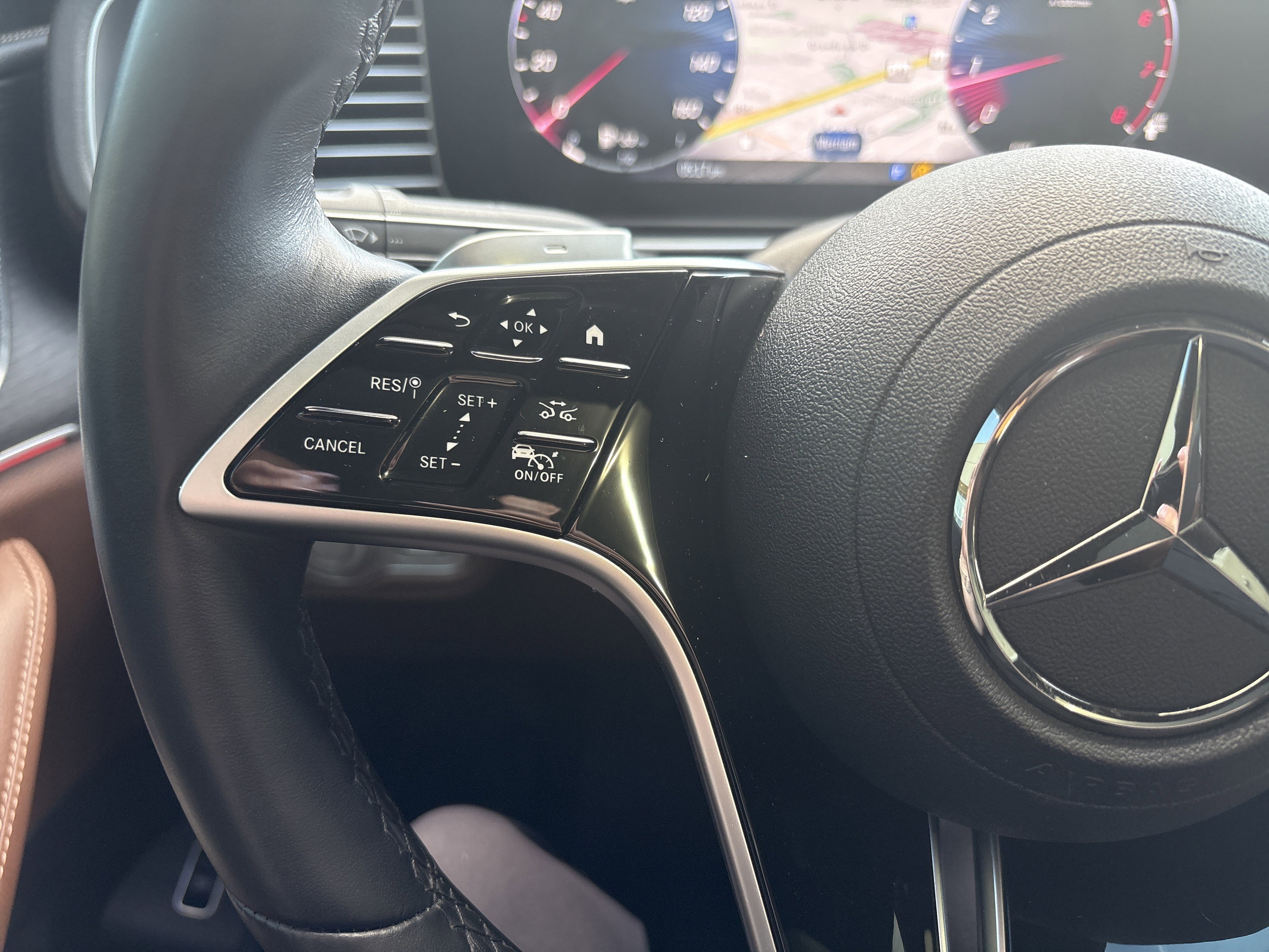 Used 2025 Mercedes-Benz GLE 450 4MATIC Coupe image 19