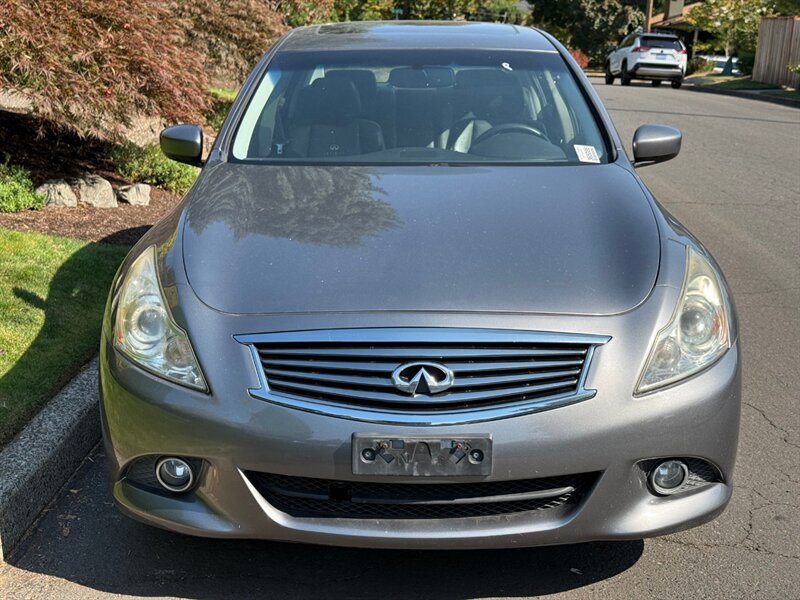Used 2013 INFINITI G37 x w/ Premium Pkg AWD/4WD image 4