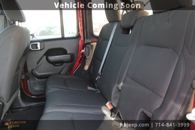 Used 2022 Jeep Wrangler Unlimited Sport image 32
