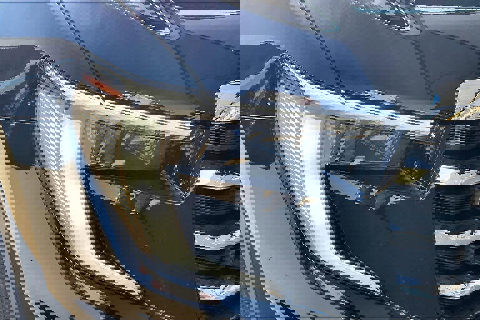 Used 2025 GMC Acadia Elevation image 25