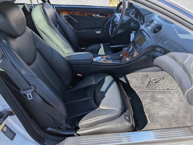 Used 2007 Mercedes-Benz SL 550 w/ Trim Pkg image 21