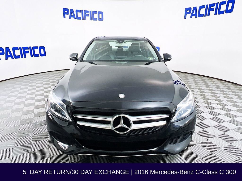 Used 2016 Mercedes-Benz C 300 4MATIC Sedan image 2