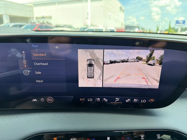 New 2026 Buick Enclave Avenir w/ Super Cruise Package FWD image 13
