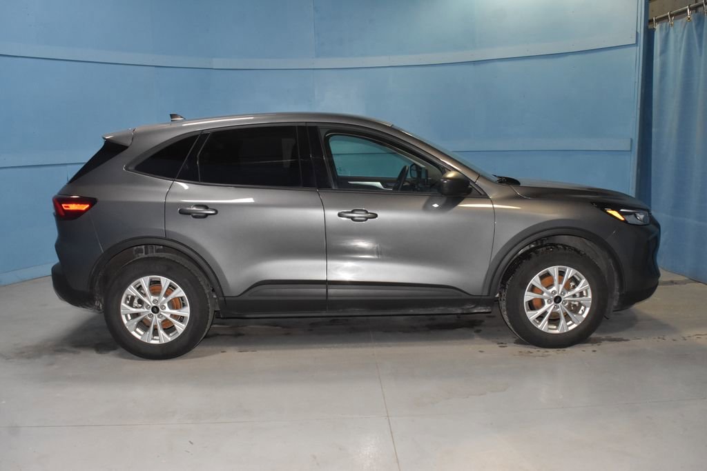 Used 2025 Ford Escape Active AWD/4WD image 20