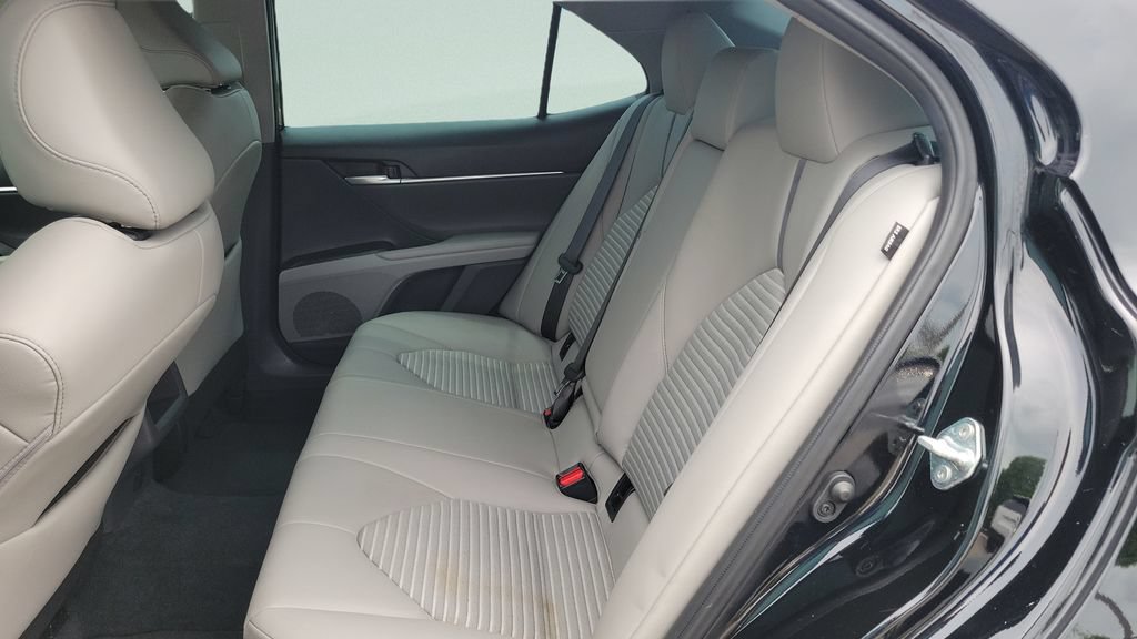 Used 2024 Toyota Camry SE w/ Convenience Package FWD image 10