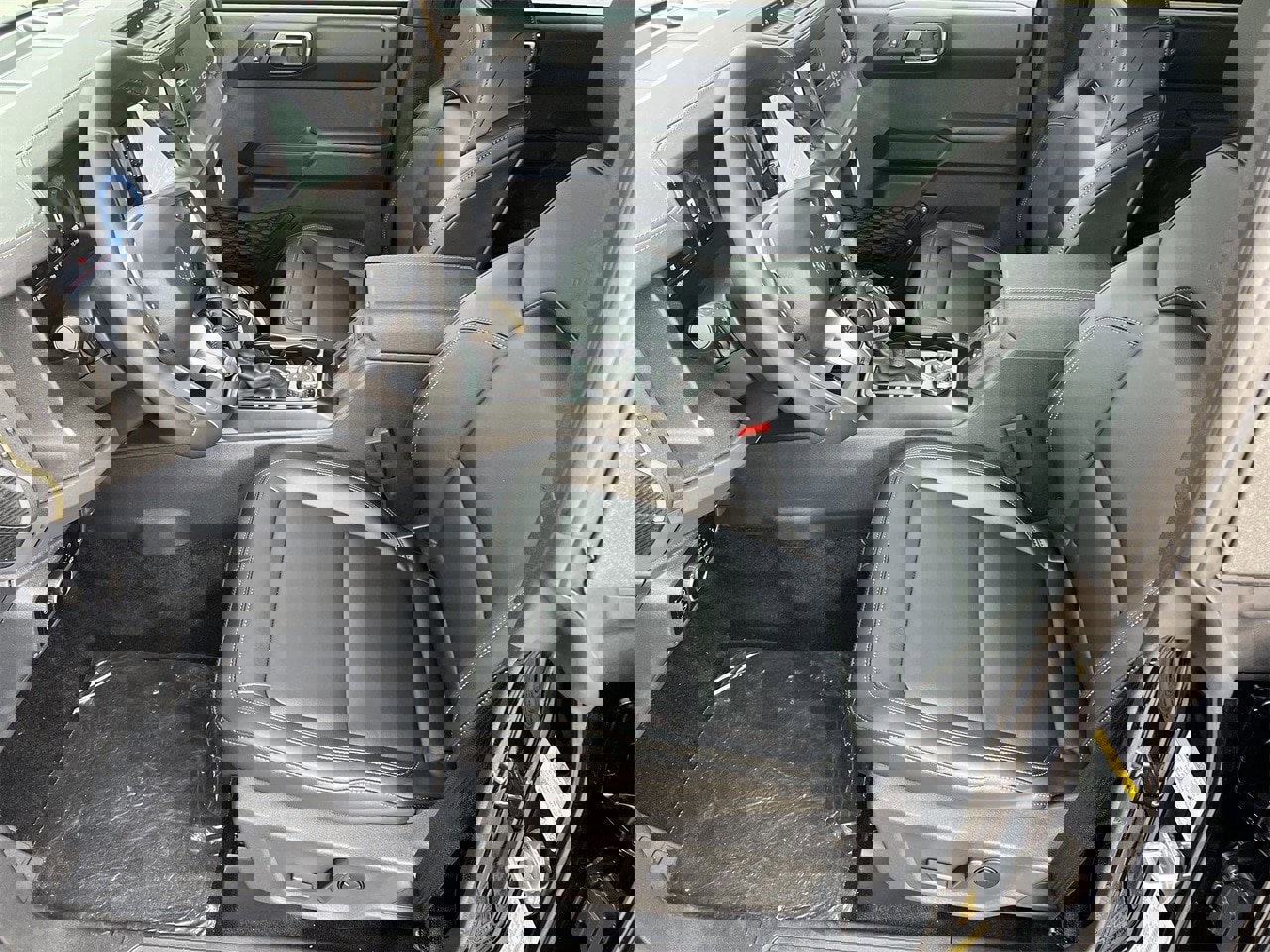 New 2025 Ford Bronco Badlands AWD/4WD image 18