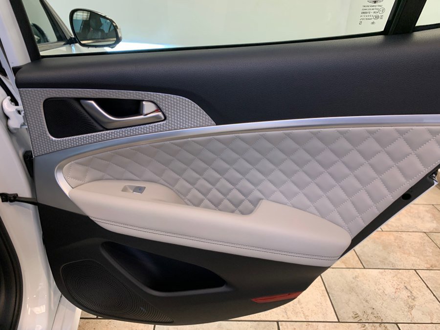 Used 2023 Genesis G70 3.3T w/ Sport Prestige Package image 65