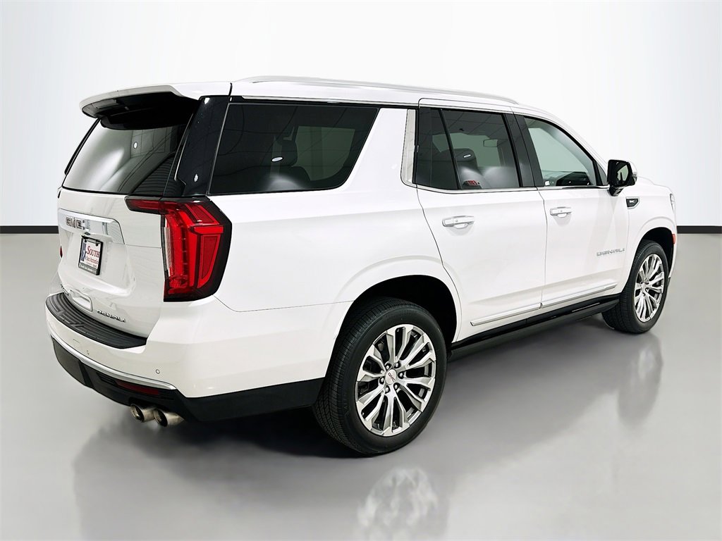 Used 2024 GMC Yukon Denali image 7