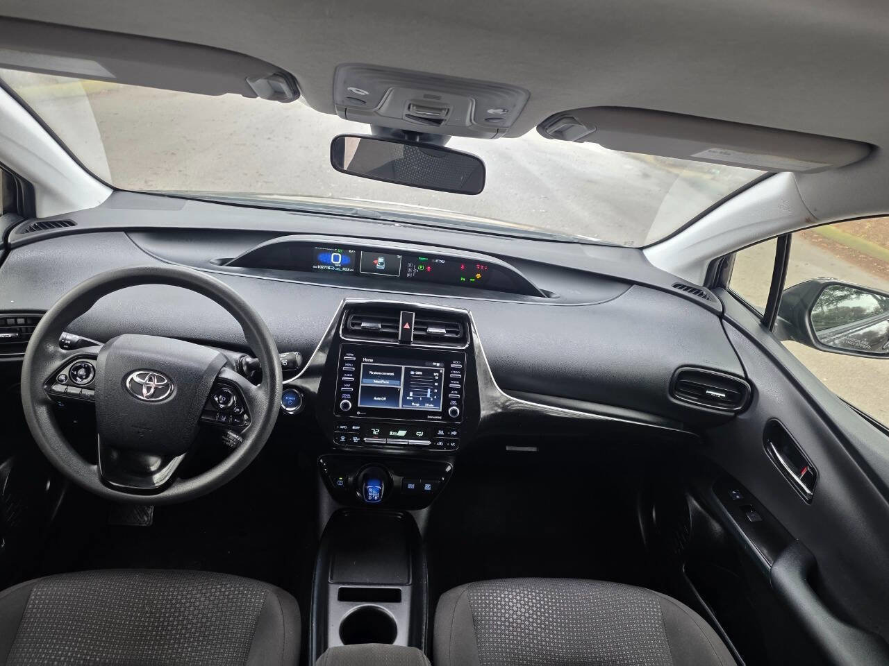 Used 2021 Toyota Prius LE FWD image 14