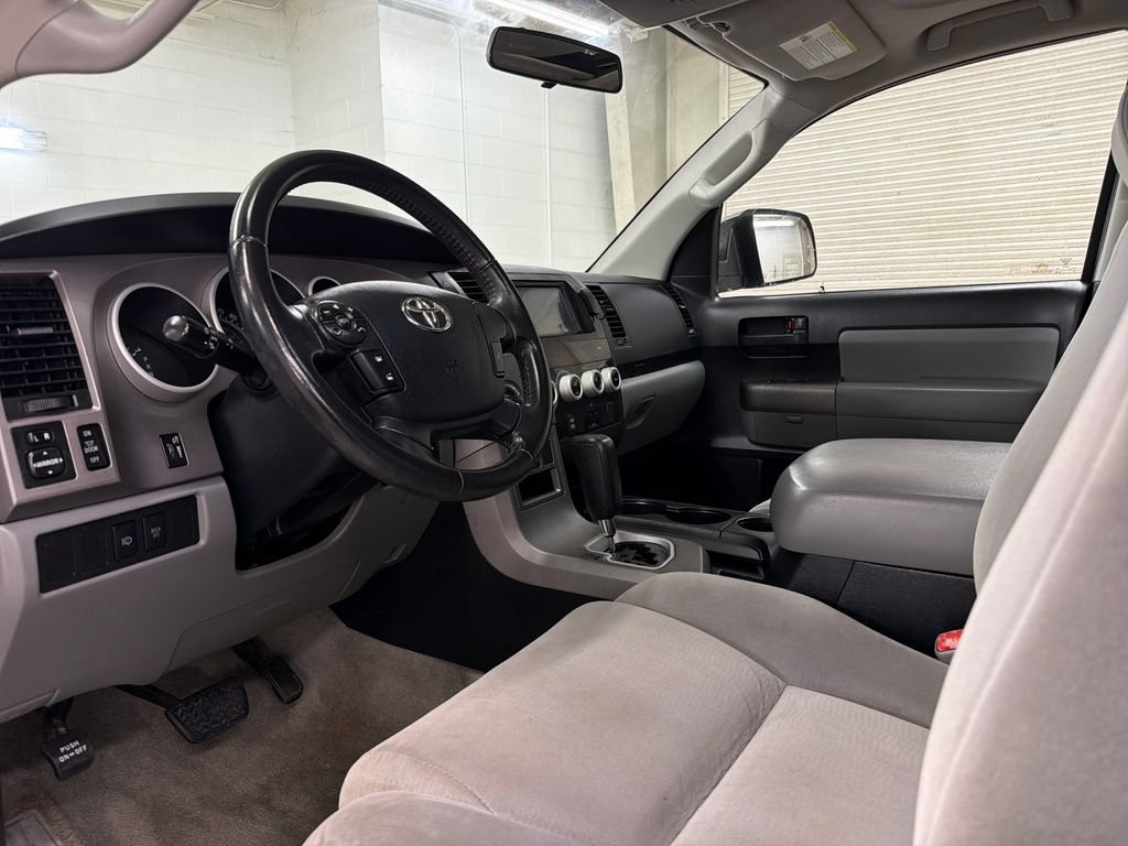 Used 2011 Toyota Sequoia SR5 AWD/4WD image 4