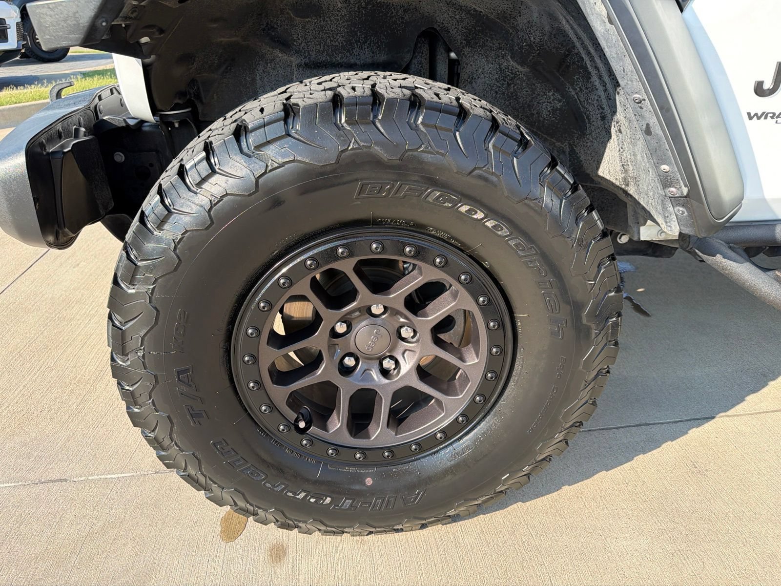 Used 2022 Jeep Wrangler Unlimited Sport AWD/4WD image 12
