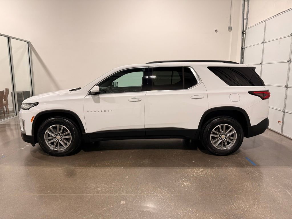 Used 2023 Chevrolet Traverse LT image 8