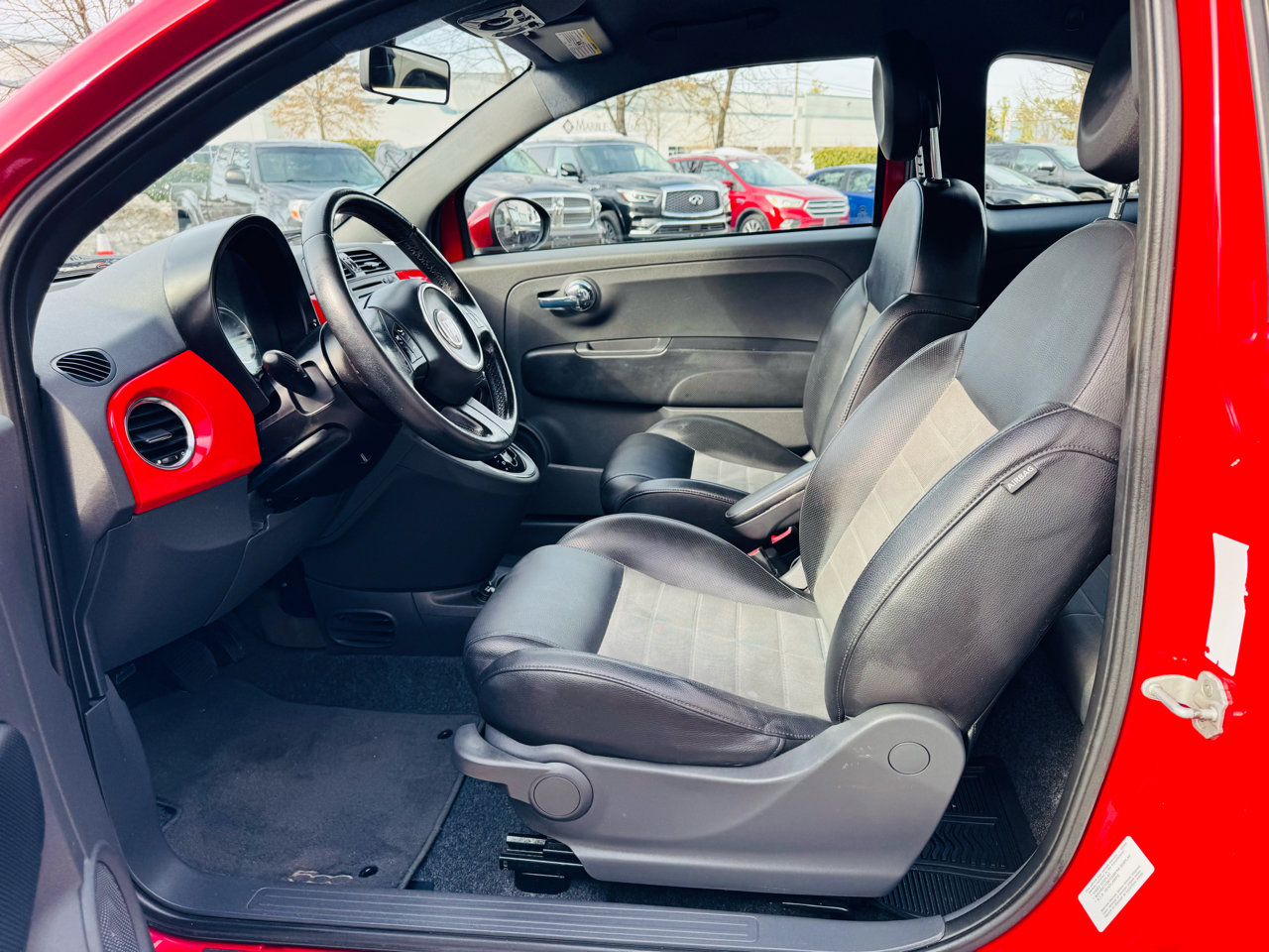 Used 2012 FIAT 500 Sport w/ Safety & Convenience Pkg image 12