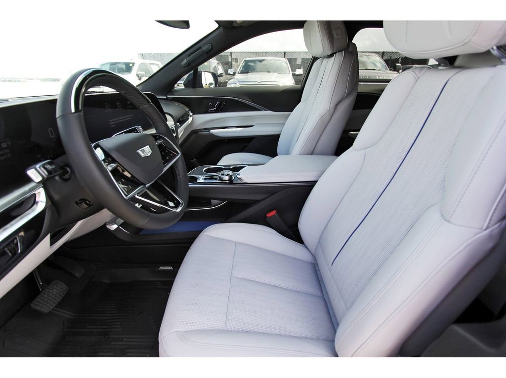 New 2026 Cadillac Lyriq Sport RWD image 6