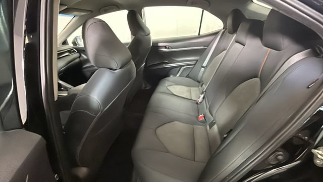 Used 2019 Toyota Camry LE FWD image 25