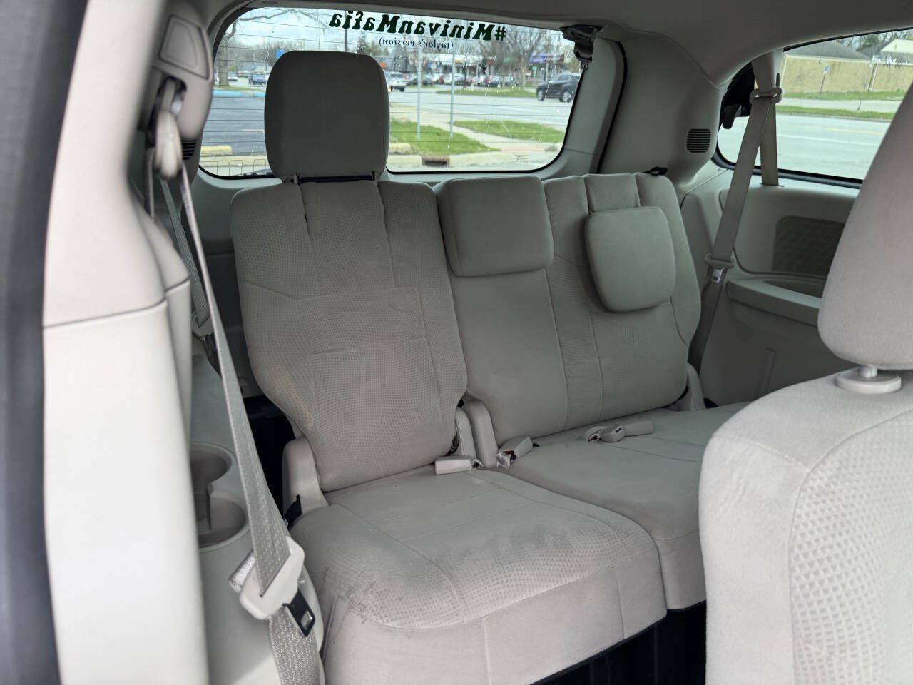 Used 2013 Dodge Grand Caravan American Value Package FWD image 18