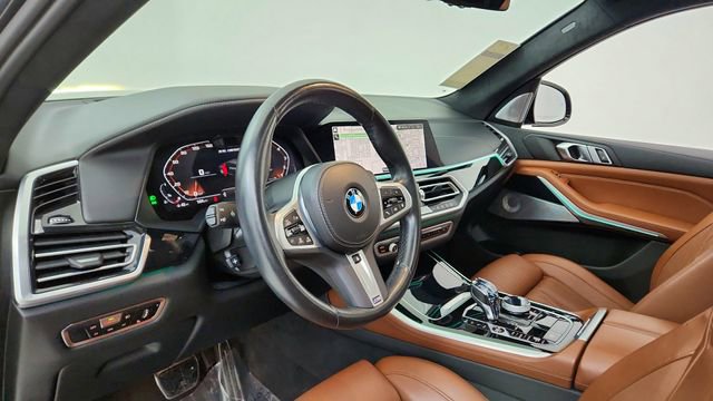 Used 2023 BMW X5 M50i w/ Executive Package image 19