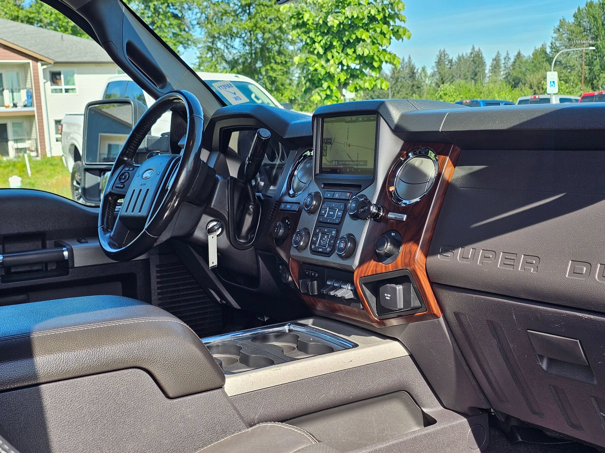 Used 2015 Ford F250 Lariat w/ Lariat Interior Package AWD/4WD image 36