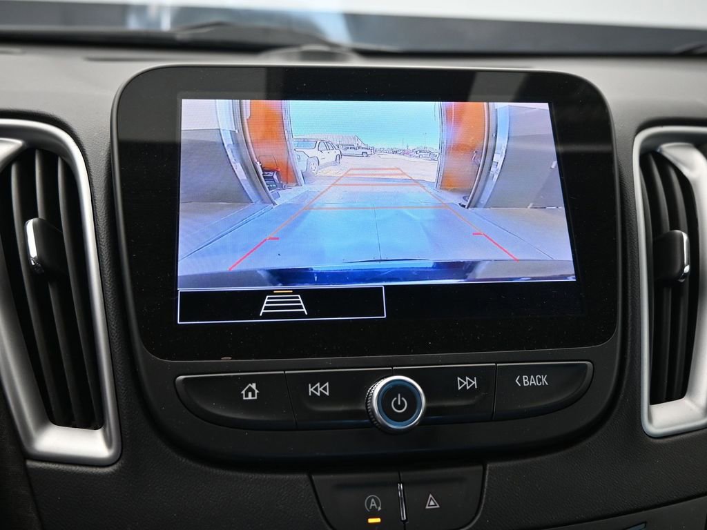 Used 2023 Chevrolet Malibu LT image 32