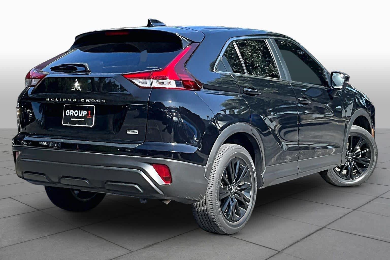 Used 2023 Mitsubishi Eclipse Cross LE AWD/4WD image 13