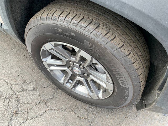 Certified 2025 GMC Terrain Elevation AWD/4WD image 12