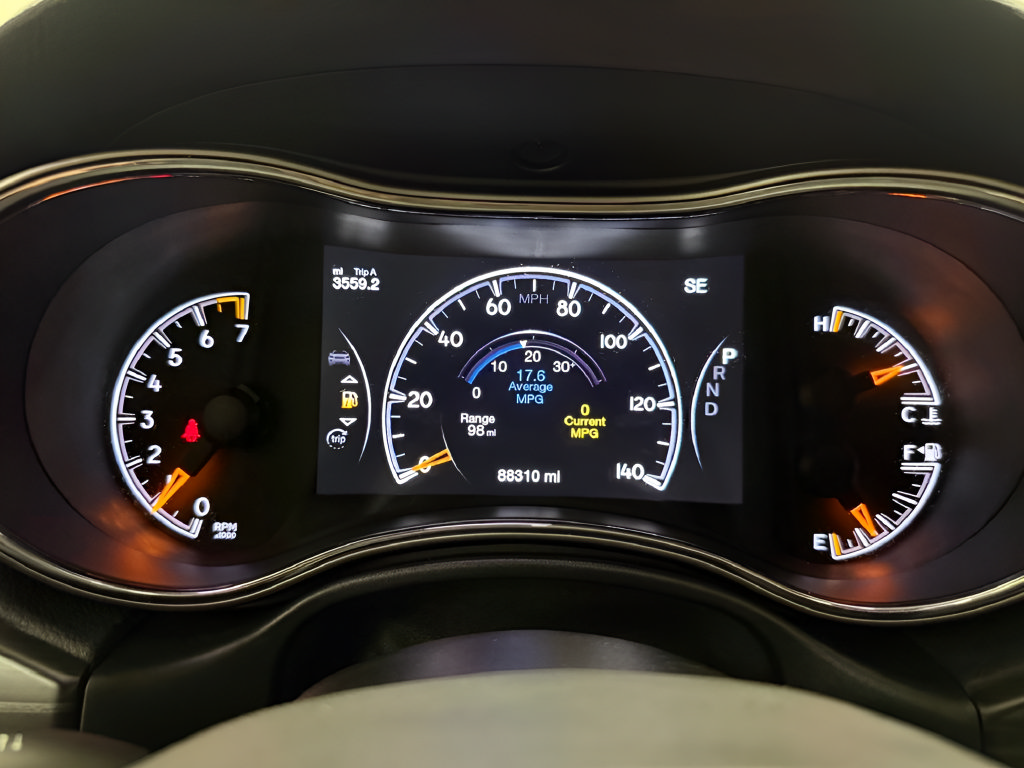 Used 2020 Jeep Grand Cherokee Altitude AWD/4WD image 22