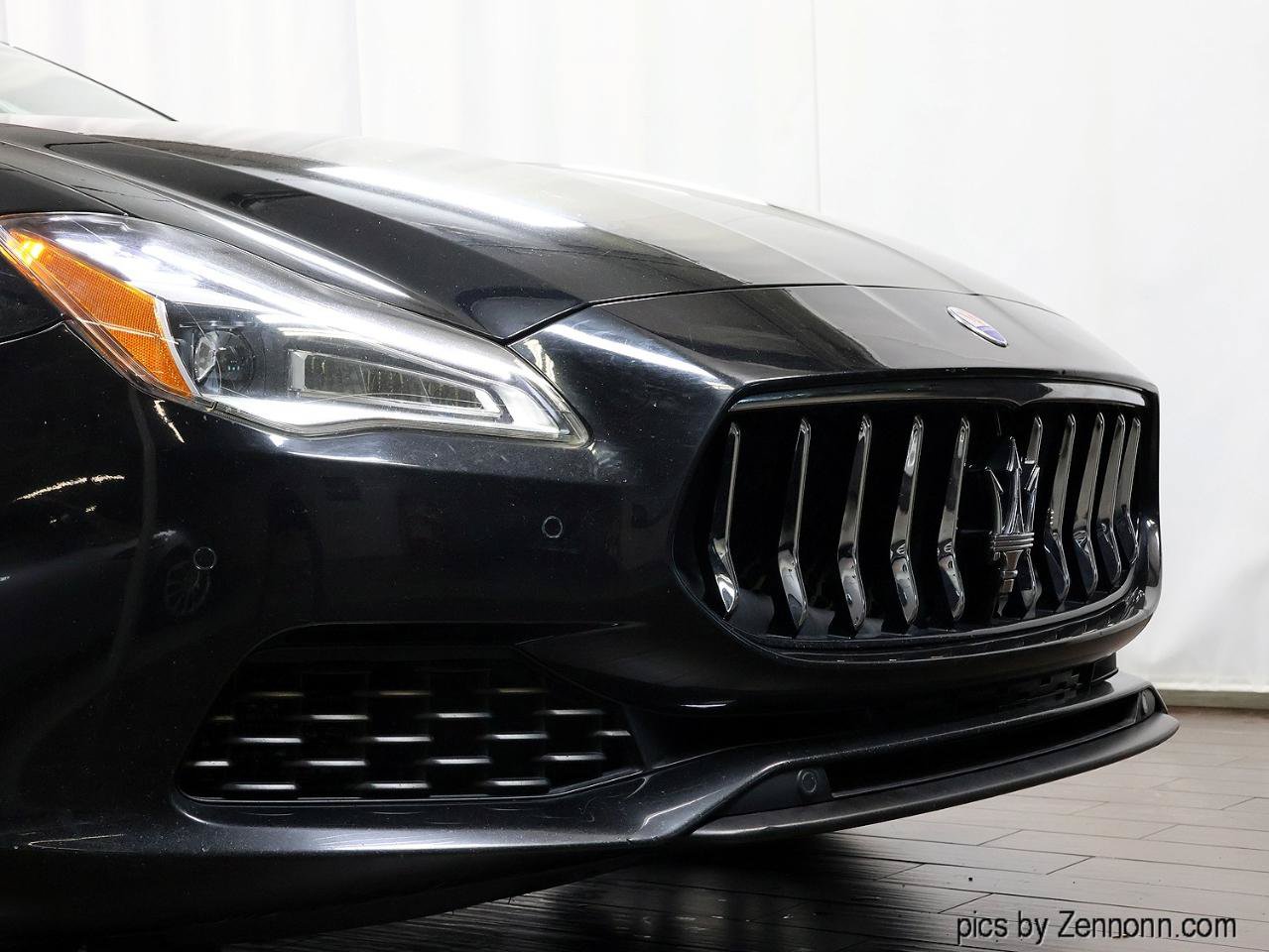 Used 2018 Maserati Quattroporte S Q4 AWD/4WD image 7