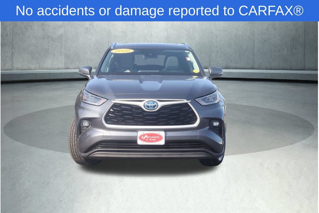 Used 2020 Toyota Highlander XLE AWD/4WD image 2