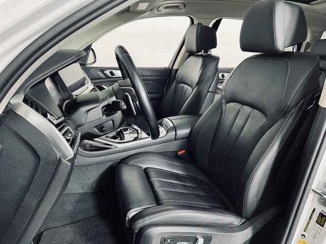 Used 2019 BMW X7 xDrive40i w/ Premium Package image 11