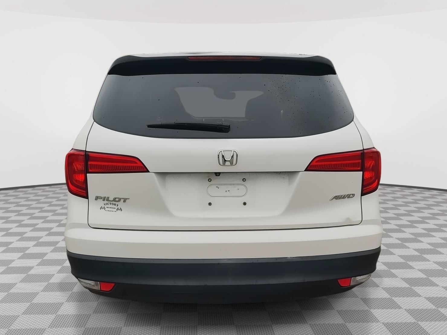 Used 2016 Honda Pilot LX image 25