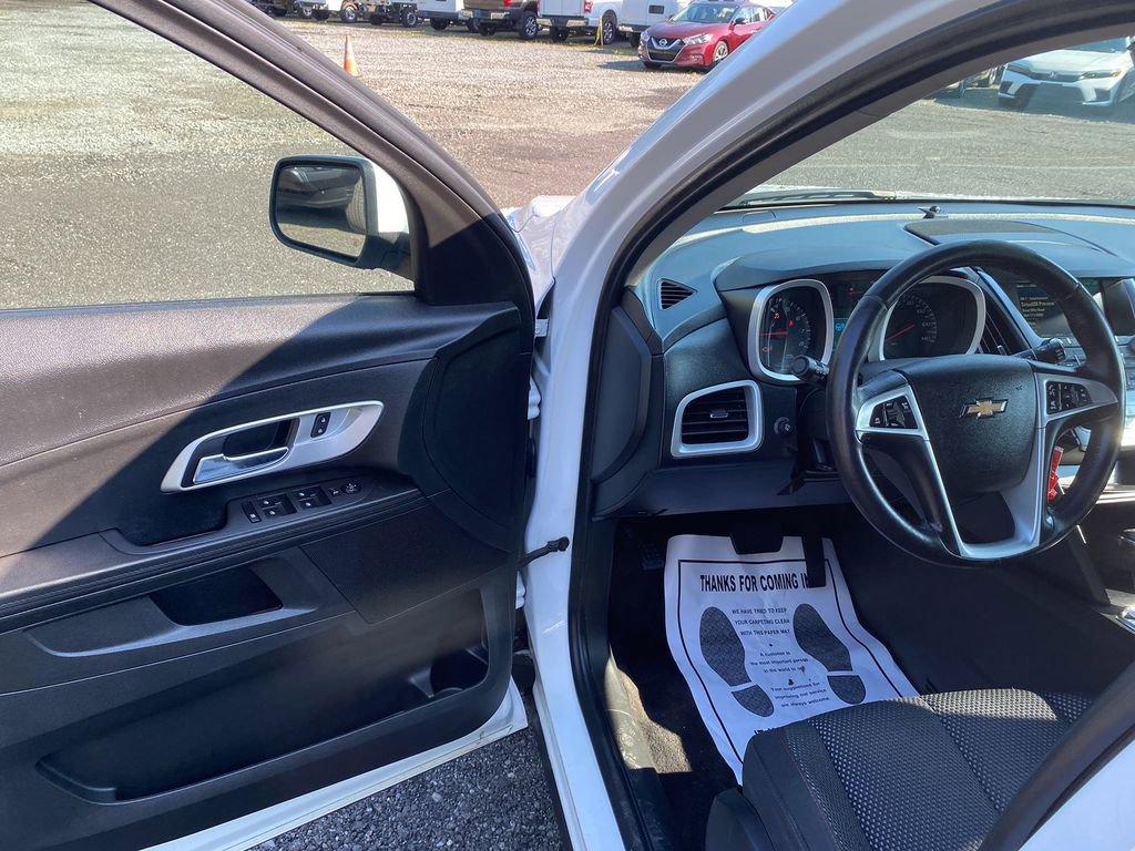 Used 2016 Chevrolet Equinox LT w/ Convenience Package image 10