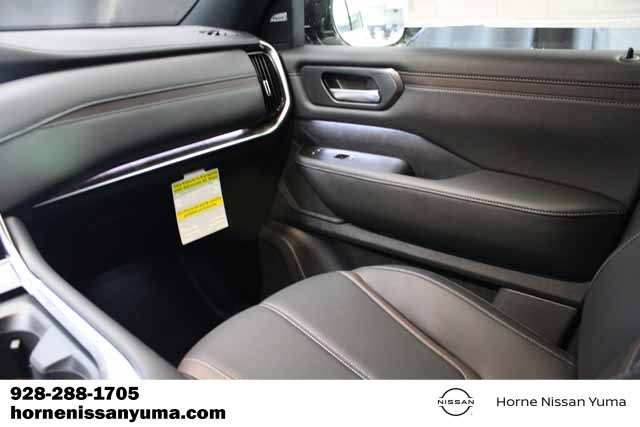 New 2026 Nissan Armada SL image 11