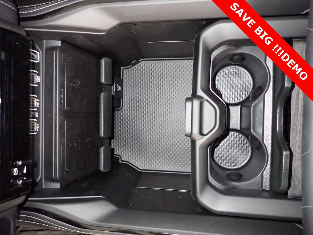 New 2025 RAM 1500 Limited image 30