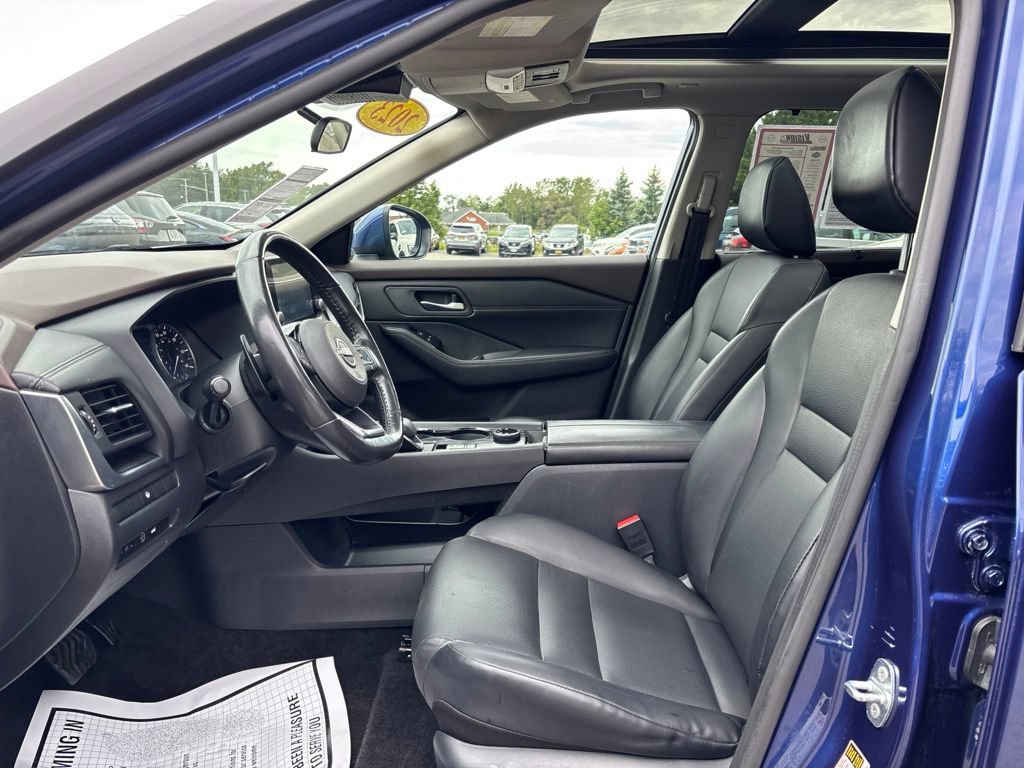 Certified 2023 Nissan Rogue SV w/ SV Premium B Package AWD/4WD image 20