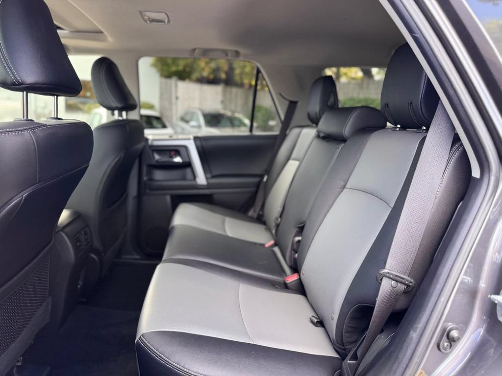 Used 2023 Toyota 4Runner SR5 Premium w/ Moonroof Package AWD/4WD image 22