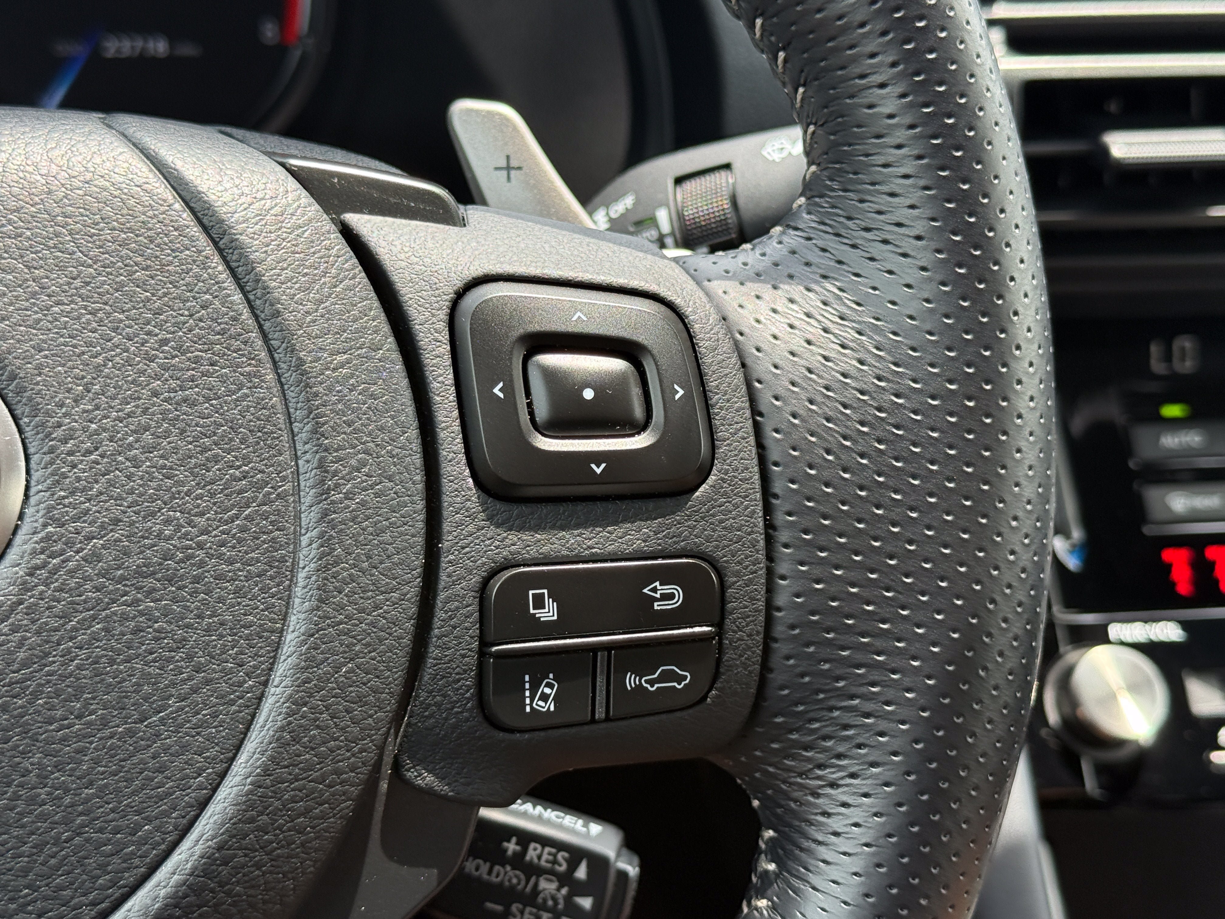 Used 2023 Lexus IS 350 F Sport w/ Navigation Package RWD image 25