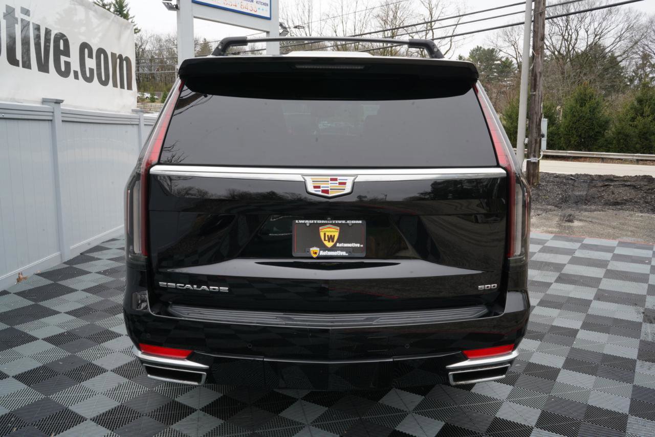 Used 2022 Cadillac Escalade Luxury image 7