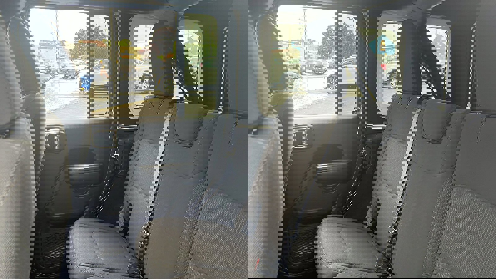 Used 2023 Jeep Wrangler Sport S image 29