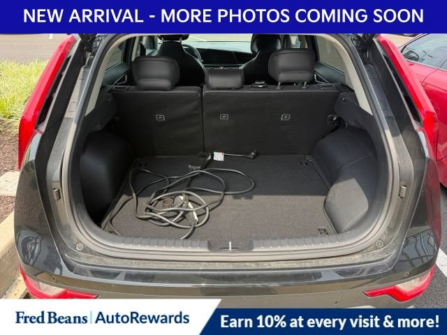 Used 2023 Kia Niro EX w/ EX Cold Weather Package FWD image 8