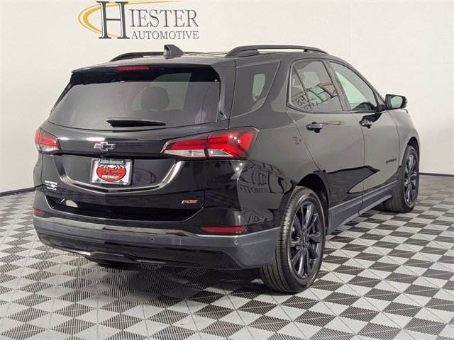 Used 2023 Chevrolet Equinox RS w/ RS Leather Package image 7