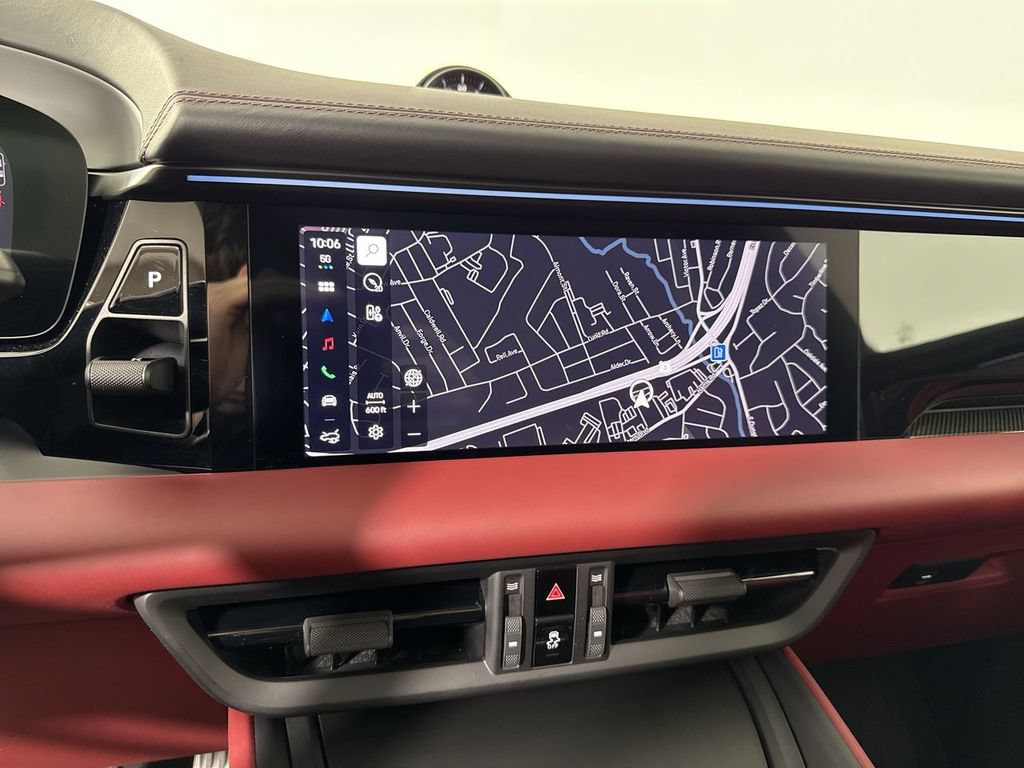 New 2026 Porsche Macan Turbo Electric AWD/4WD image 28