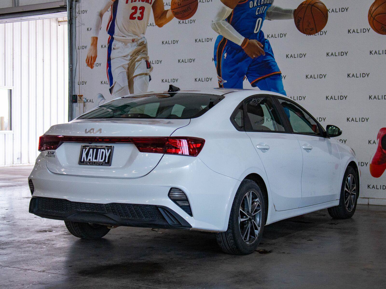 Used 2023 Kia Forte LXS w/ LXS Technology Package FWD image 24