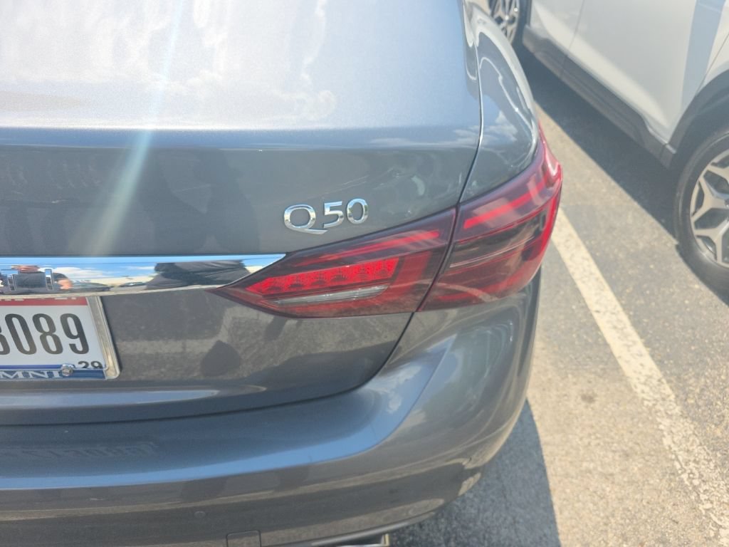 Used 2021 INFINITI Q50 Luxe AWD/4WD image 8