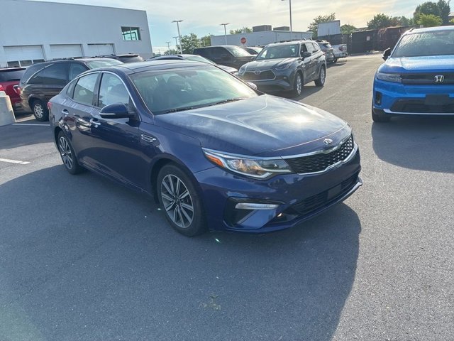Used 2019 Kia Optima EX w/ EX Premium Package FWD image 2