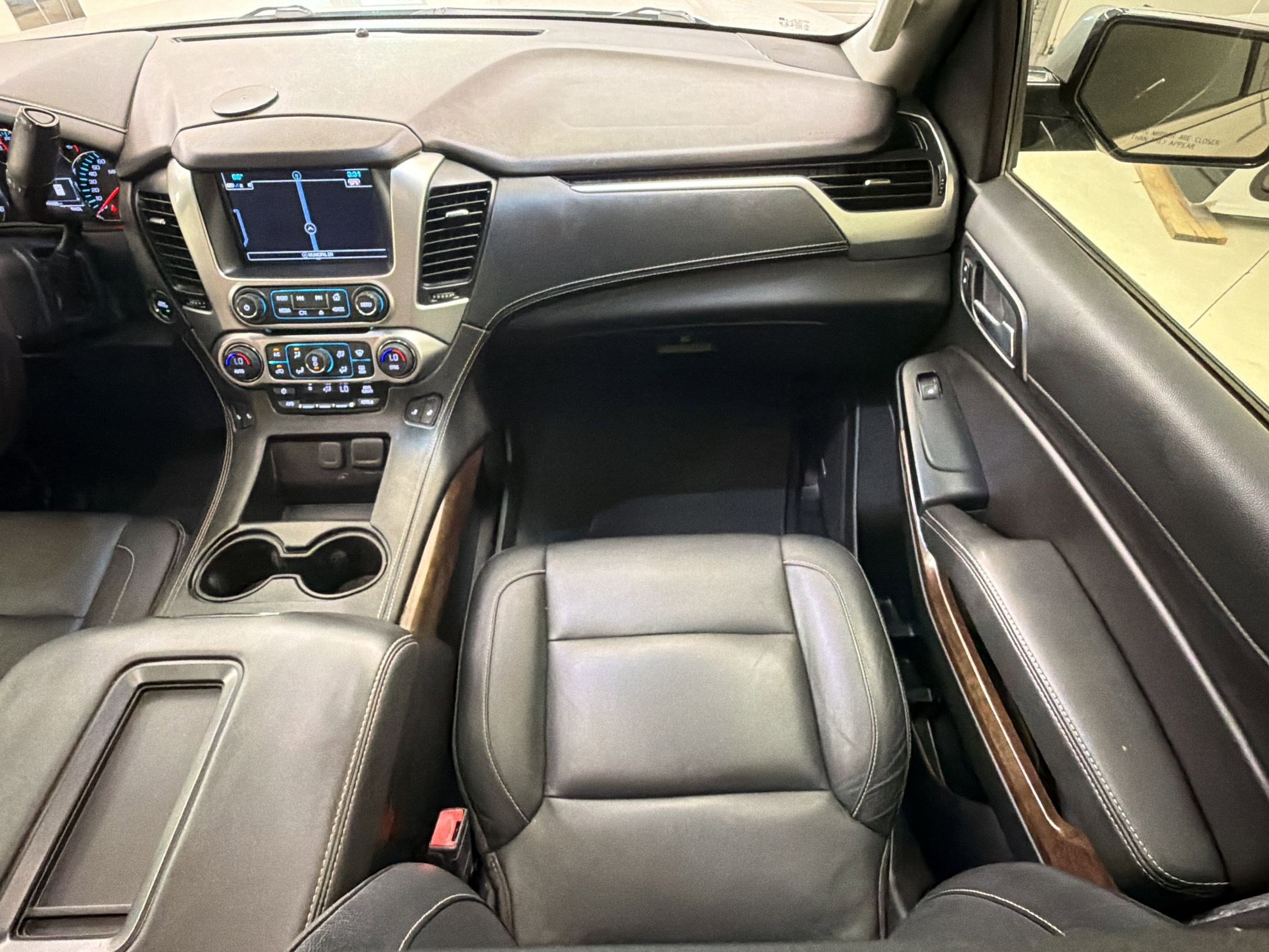 Used 2019 Chevrolet Tahoe LT w/ LT Signature Package image 29