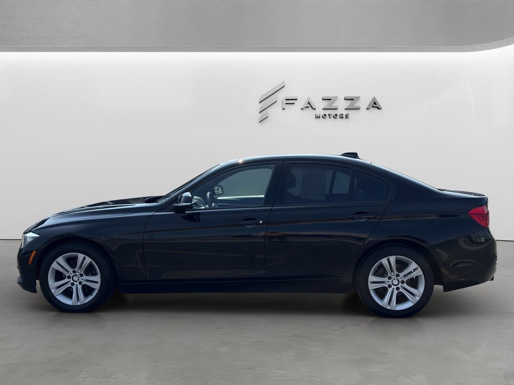Used 2016 BMW 328i xDrive Sedan AWD/4WD image 8