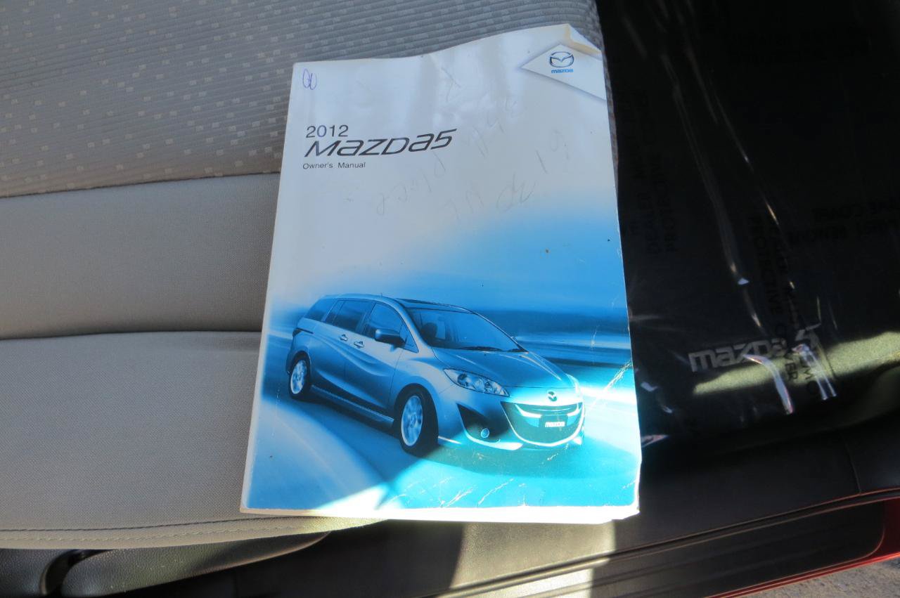 Used 2012 MAZDA MAZDA5 Sport FWD image 23